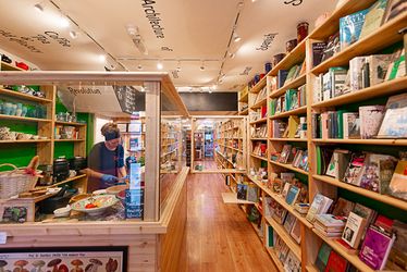 Bookshop - Café